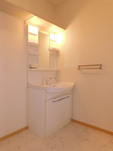 ラ・ティエラⅡ　＊ A0202号-9