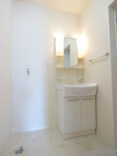 AVON HOUSE B0105号-5