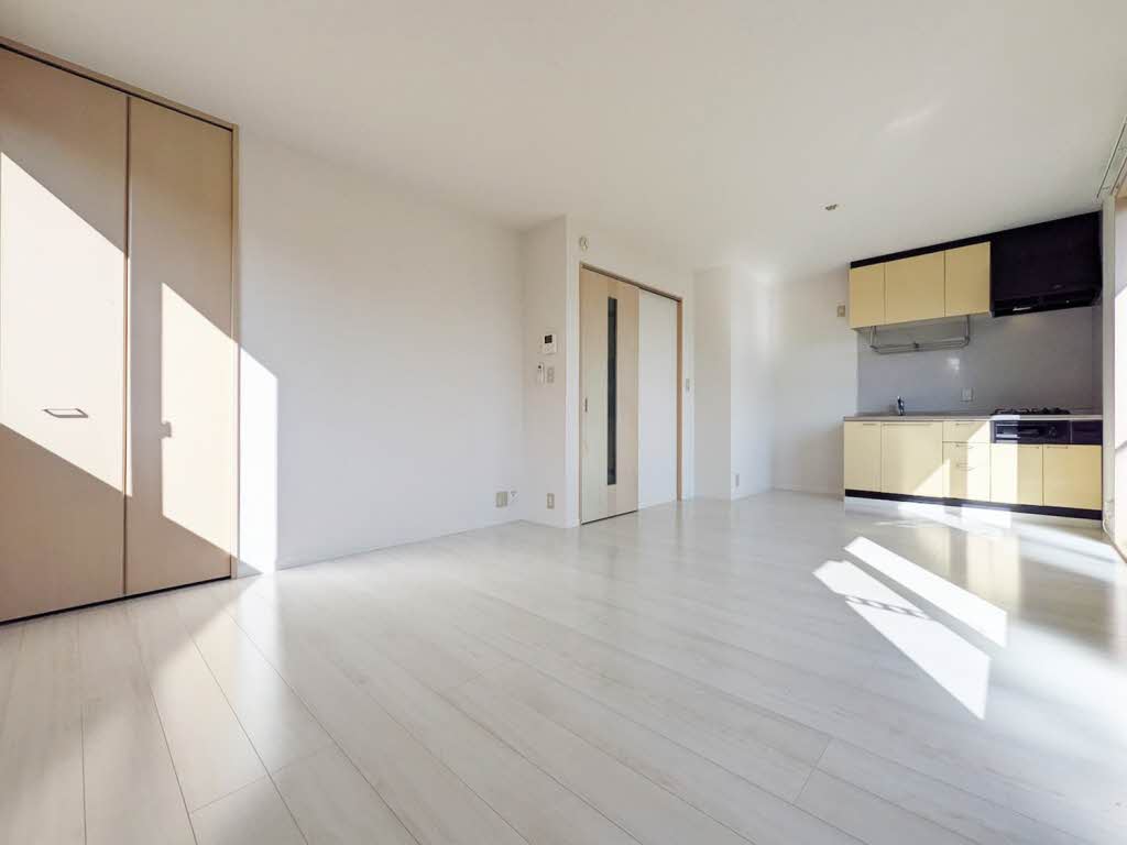 メゾンユリア　＊＊ A0203号-2