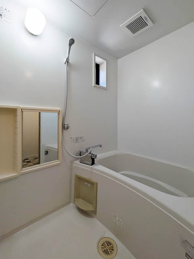 メゾンユリア　＊＊ A0203号-8