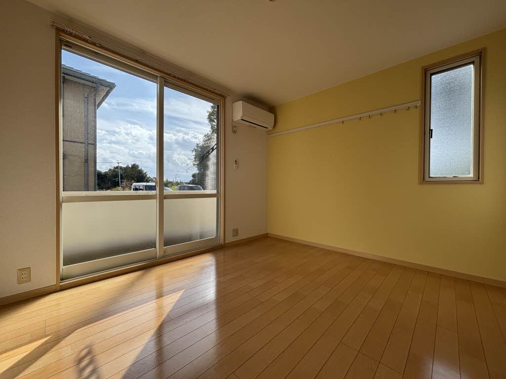 ストーク　２番館　Ｂ棟　＊＊ B0101号-2