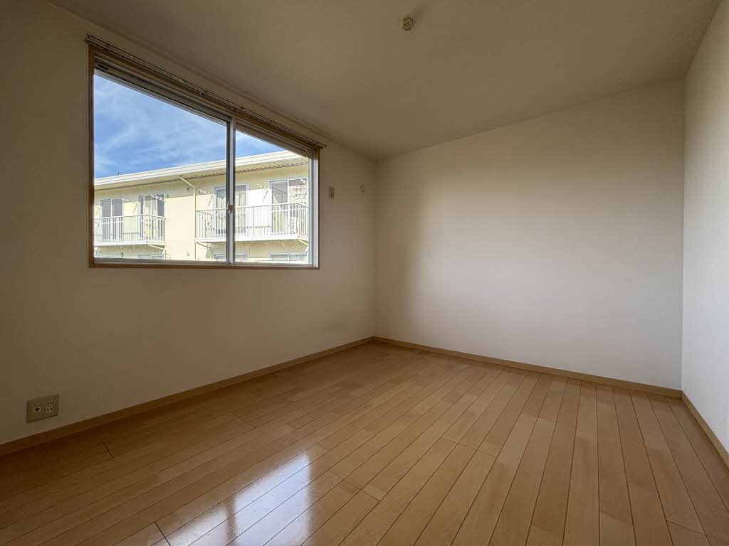 ストーク　２番館　Ｂ棟　＊＊ B0101号-7