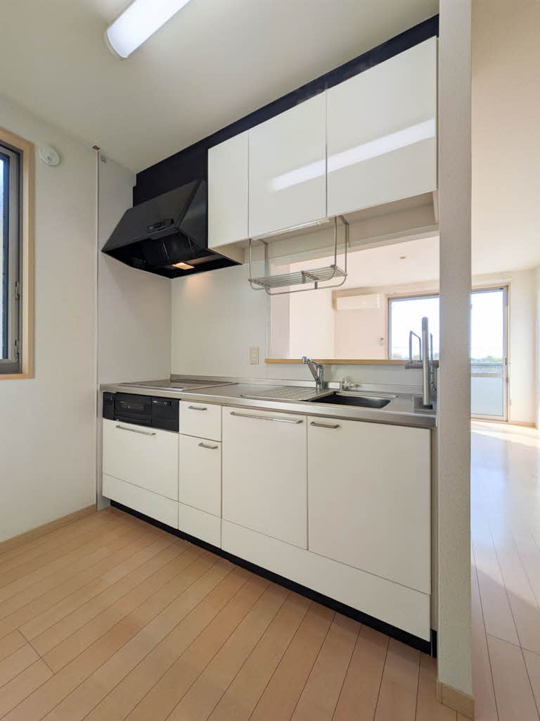 メゾンスリーゼⅢ　＊＊ A0201号-3