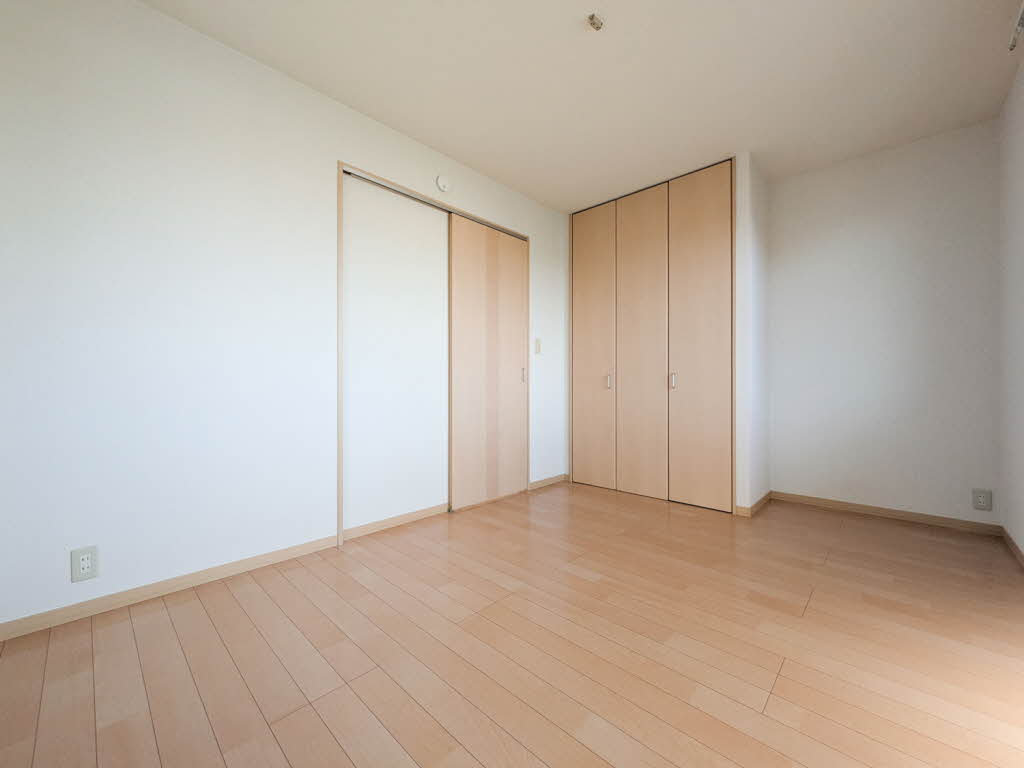 メゾンスリーゼⅢ　＊＊ A0201号-4