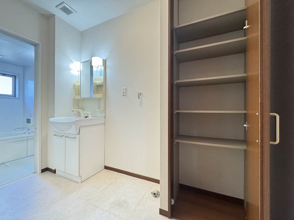 シュトラール　Ｃ棟　＊ C0101号-6