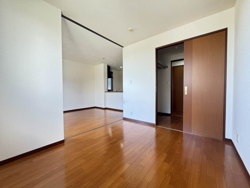 シュトラール　Ｃ棟　＊ C0101号-8