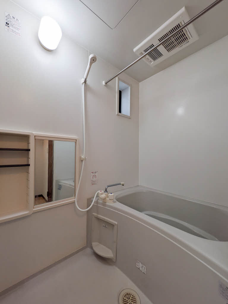 アヴァンツァーレ浦田　＊＊ A0201号-7