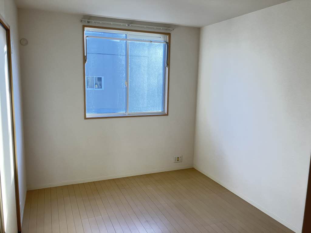 ノールカトレア　Ｂ棟　＊ B0101号-3