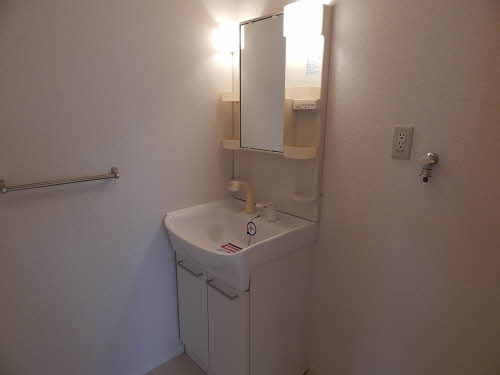 クレガ　Ｂ棟　＊ B0101号-6