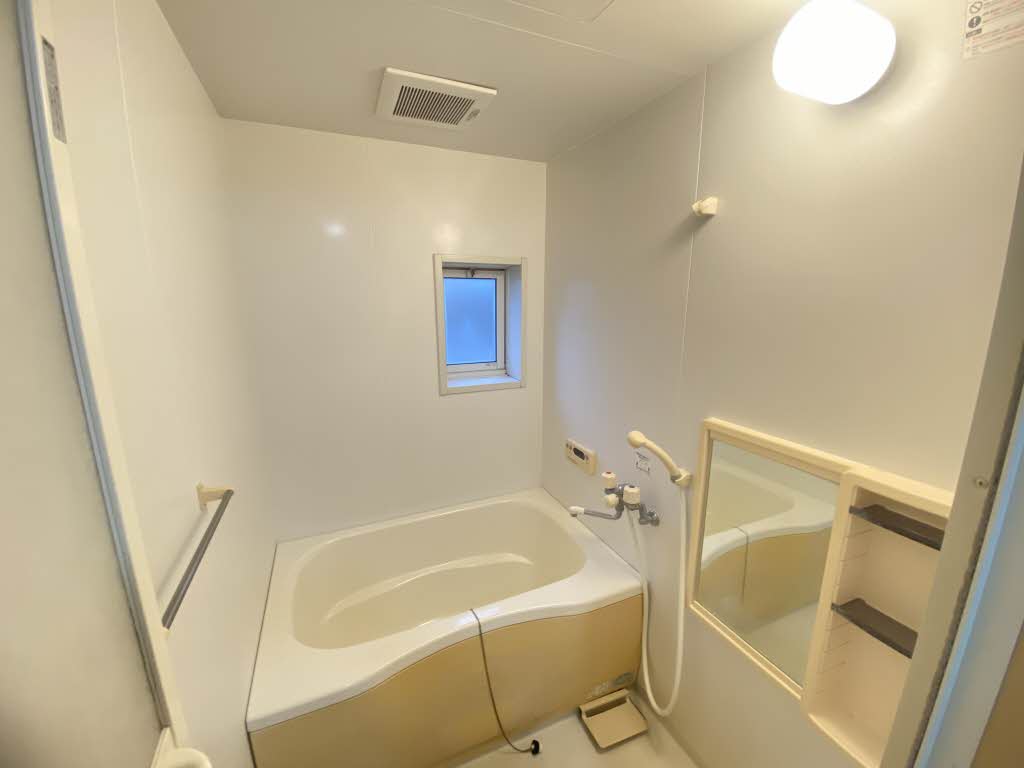 トレ　アマーレ　＊＊ A0101号-11