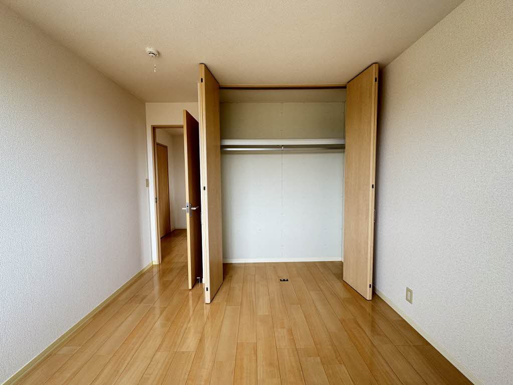 アルヴェ・ヒロ　＊ A0202号-8