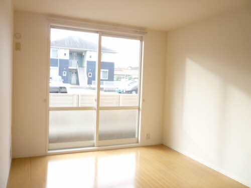 グラン・シャリオ　Ｃ棟 C0102号-4