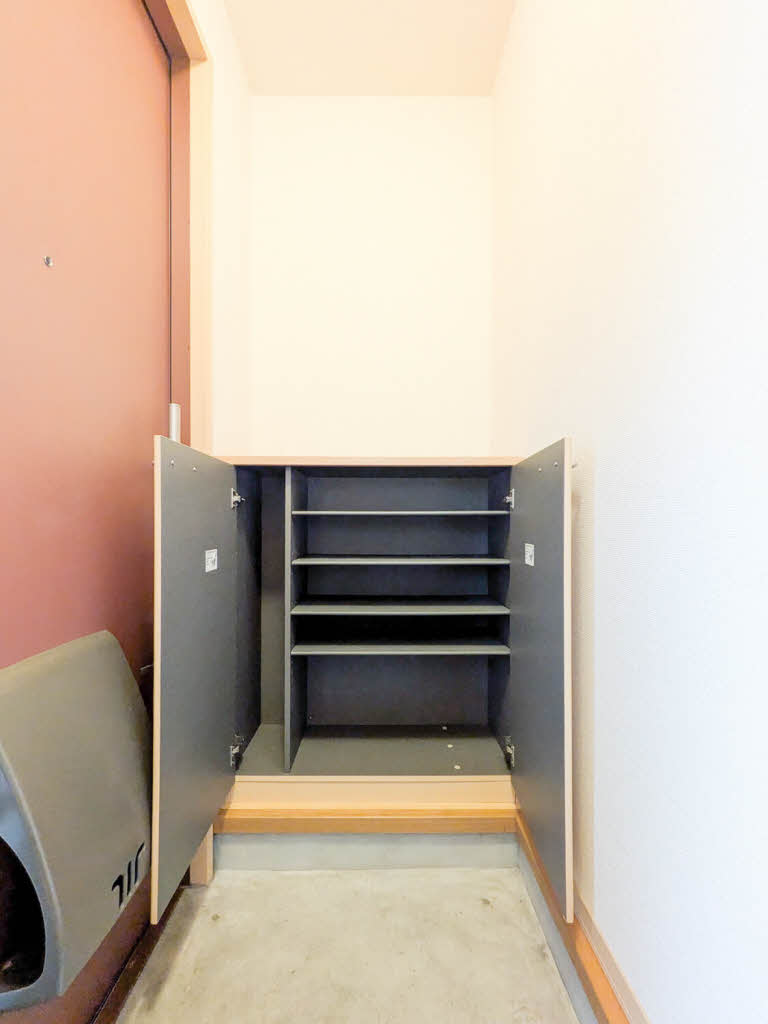 ラビアンローズⅢ　Ｂ棟　＊＊ B0102号-10