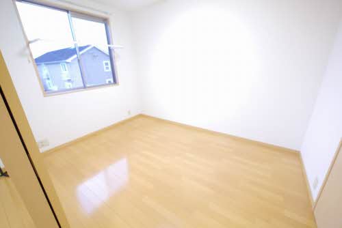 カーサ　アッコッリェンテ　野見山　＊＊ A0201号-3