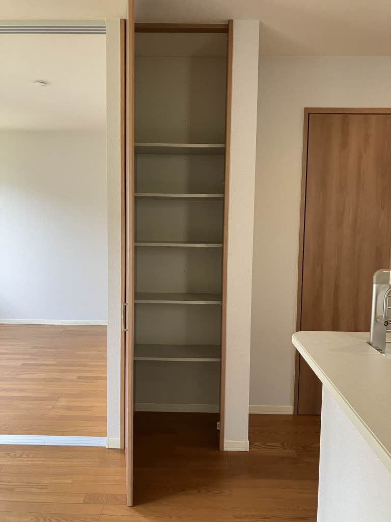 シャーメゾンＳＨＩＲＡＢＥ　＊ A0101号-8