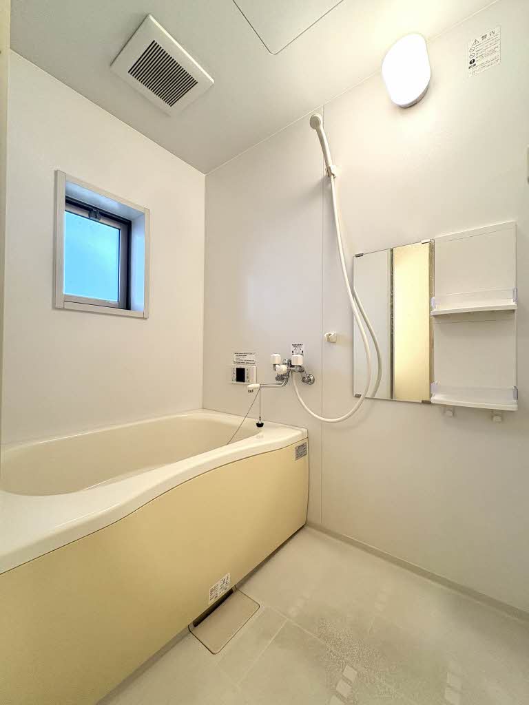 ヴァン・シャトーＮ＆Ｍ　＊＊ A0101号-4