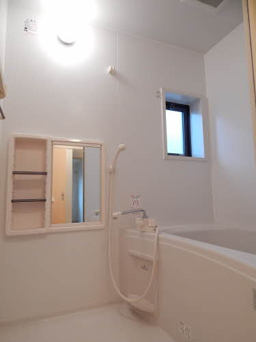 ファミールオガタ　Ａ棟　＊ A0202号-6