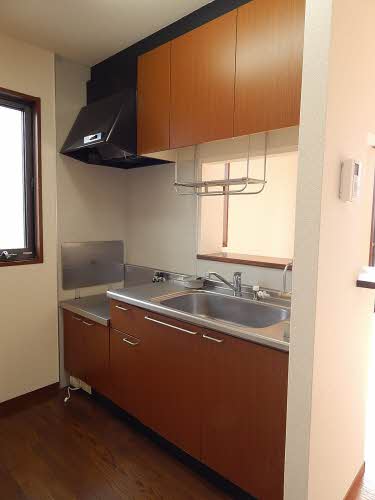 ファミールオガタ　Ｂ棟　＊ B0102号-3