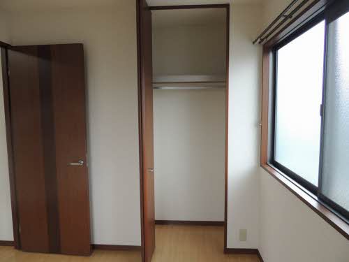 ファミールオガタ　Ｃ棟　＊ C0202号-14