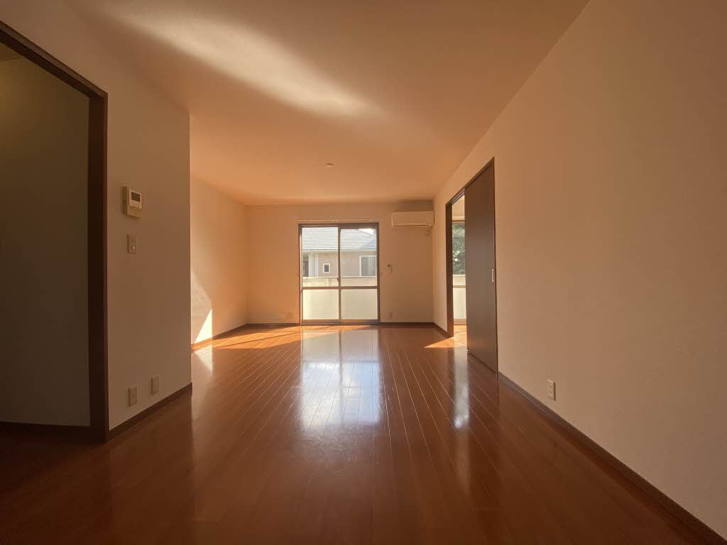 リンデンバーム　Ｂ棟　＊＊ B0201号-2