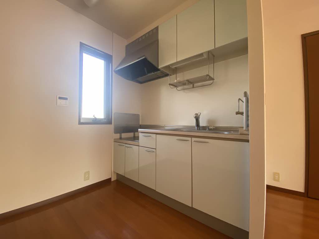 リンデンバーム　Ｂ棟　＊＊ B0201号-3