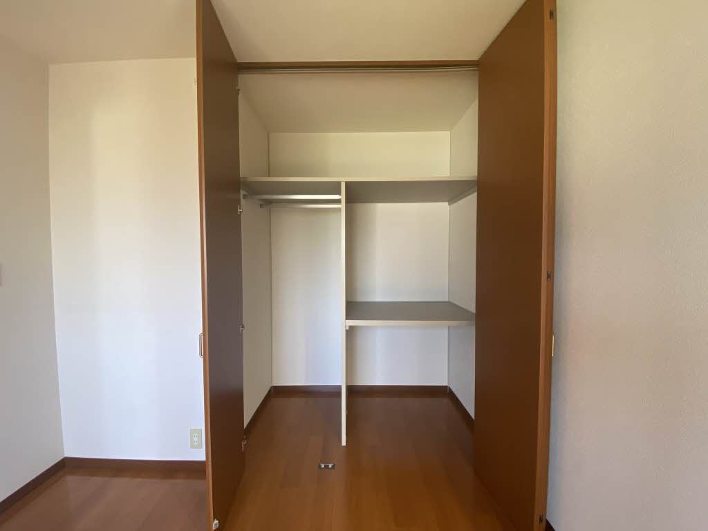 リンデンバーム　Ｂ棟　＊＊ B0201号-8