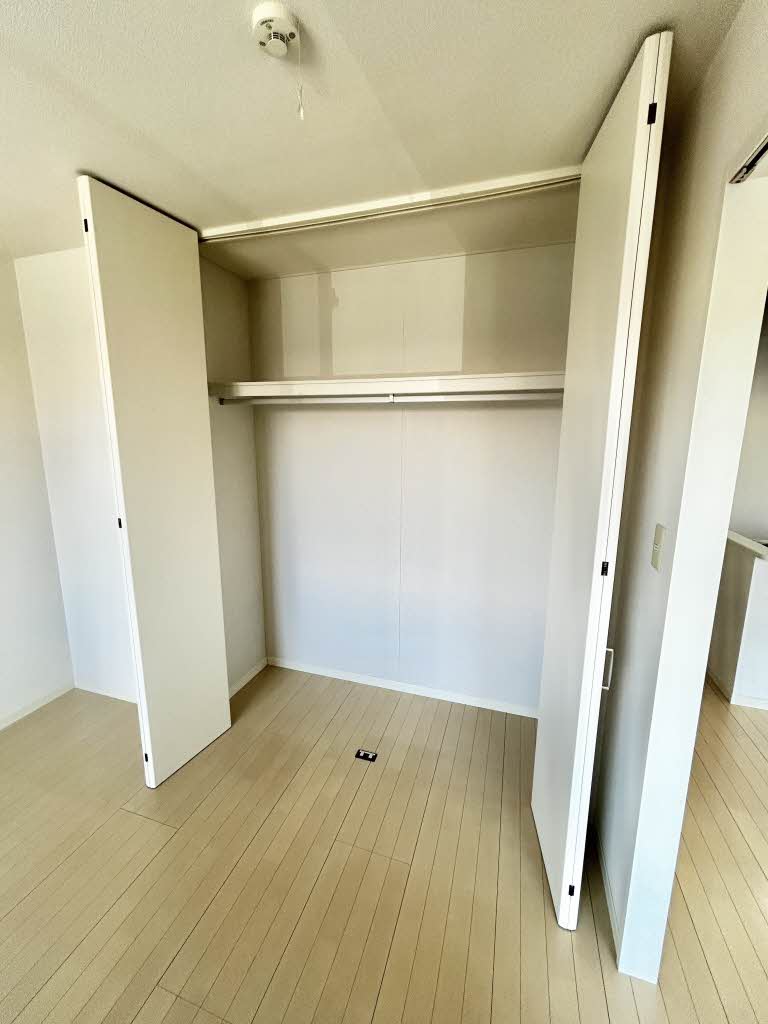 カーサ・ラピス　Ａ棟　＊＊ A0202号-5