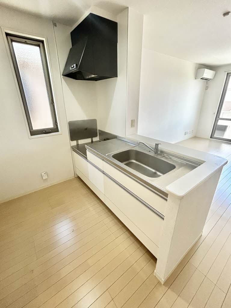 カーサ・ラピス　Ａ棟　＊＊ A0202号-6