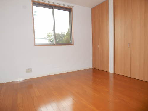 カーサ・ラピス　Ｂ棟　＊＊ B0101号-13