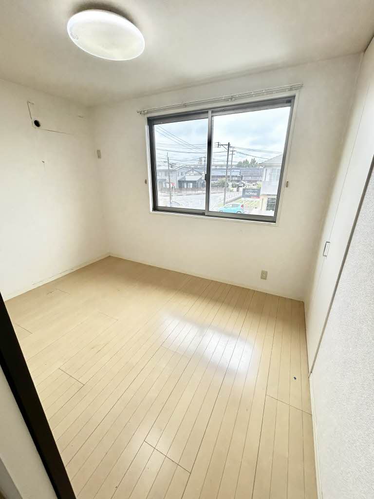 カーサ・ラピス　Ｃ棟　＊＊ C0202号-3