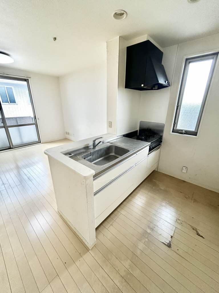 カーサ・ラピス　Ｃ棟　＊＊ C0202号-6