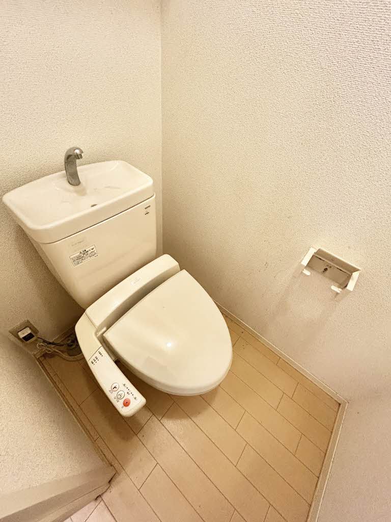 カーサ・ラピス　Ｃ棟　＊＊ C0202号-9