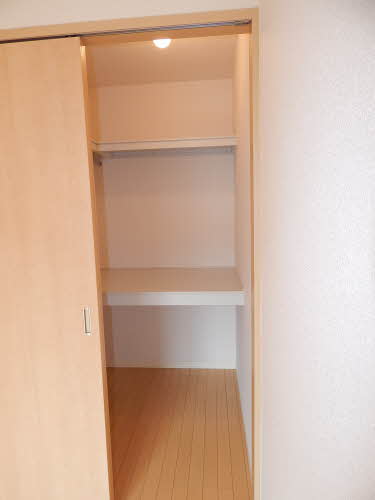 カーサ・ラピス　Ｅ棟　＊＊ E0202号-5