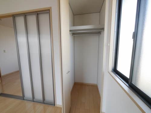 フォレスト　Ⅱ棟　＊ B0202号-12