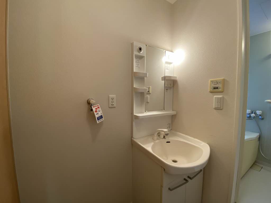 ウィスティリア神岳 A棟 ** A0201号-5