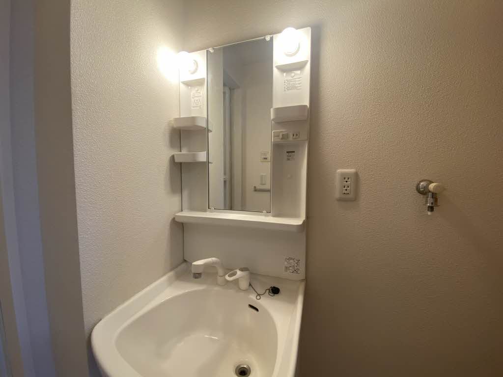 ウィスティリア神岳　Ｂ棟　＊＊ B0201号-5