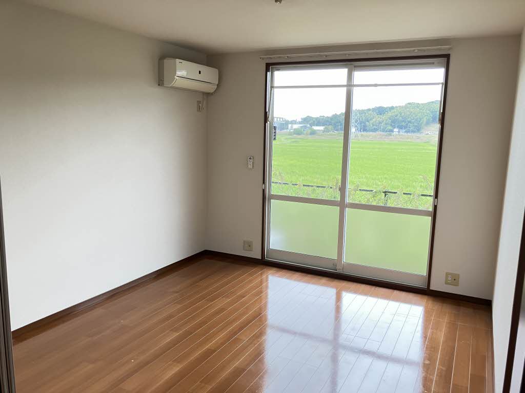 エスポアール愛　Ｃ棟　＊ C0101号-2