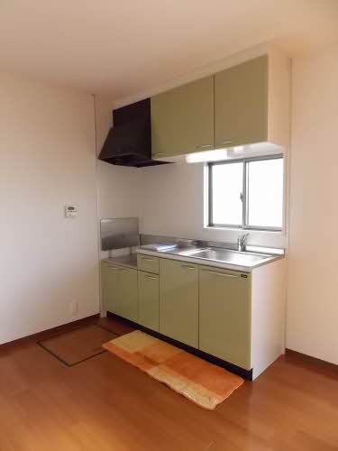 サニーコート本城　＊＊　Ｂ棟 B0102号-3