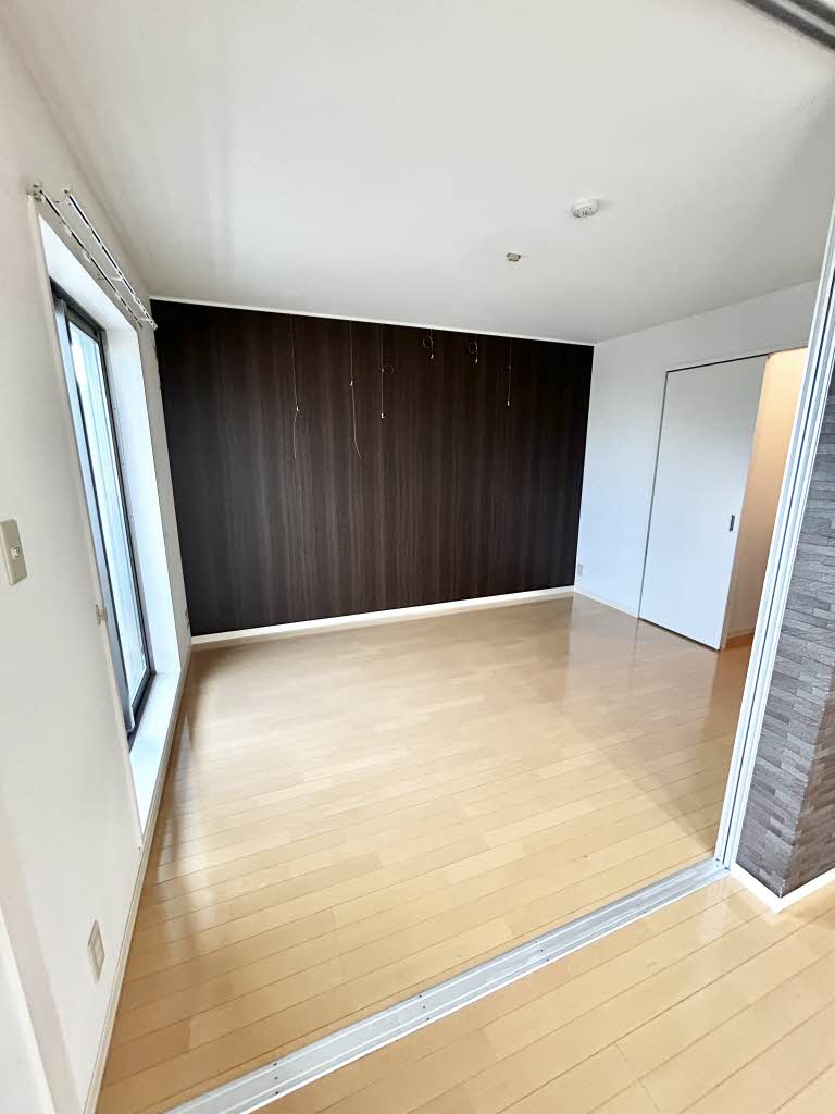 プロムナード夢咲　南棟　＊＊ B0302号-4