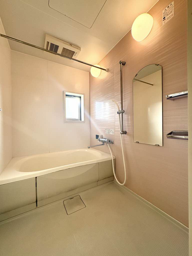 メイタイム　Ｂ棟　＊＊ B0201号-4