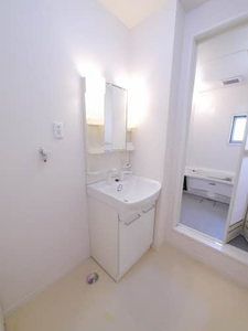 ヴェルドミールK B棟 ** B0202号-9