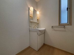 シャーメゾンアカシヤ　＊＊ A0101号-5