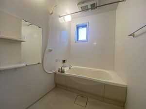 アムール半田　Ａ棟　＊＊ A0102号-4