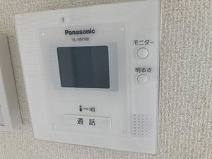 ファミールオガタ　Ｇ棟　＊＊ G0102号-9