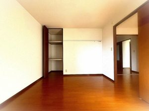 シュロスコート　Ａ棟　＊＊ A0101号-8