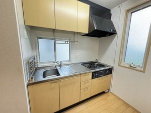 ガーデンコート　Ⅱ棟　＊ B0201号-3