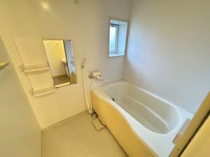 ガーデンコート　Ⅱ棟　＊ B0201号-7