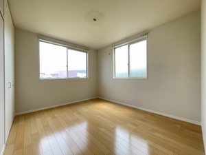 ガーデンコート　Ⅲ棟　＊ C0102号-7