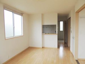 ガーデンコート　Ⅴ棟　＊ E0101号-2