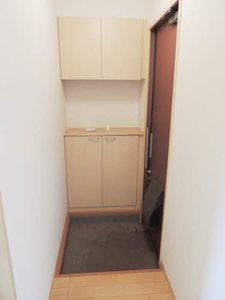 ガーデンコート　Ⅴ棟　＊ E0101号-9